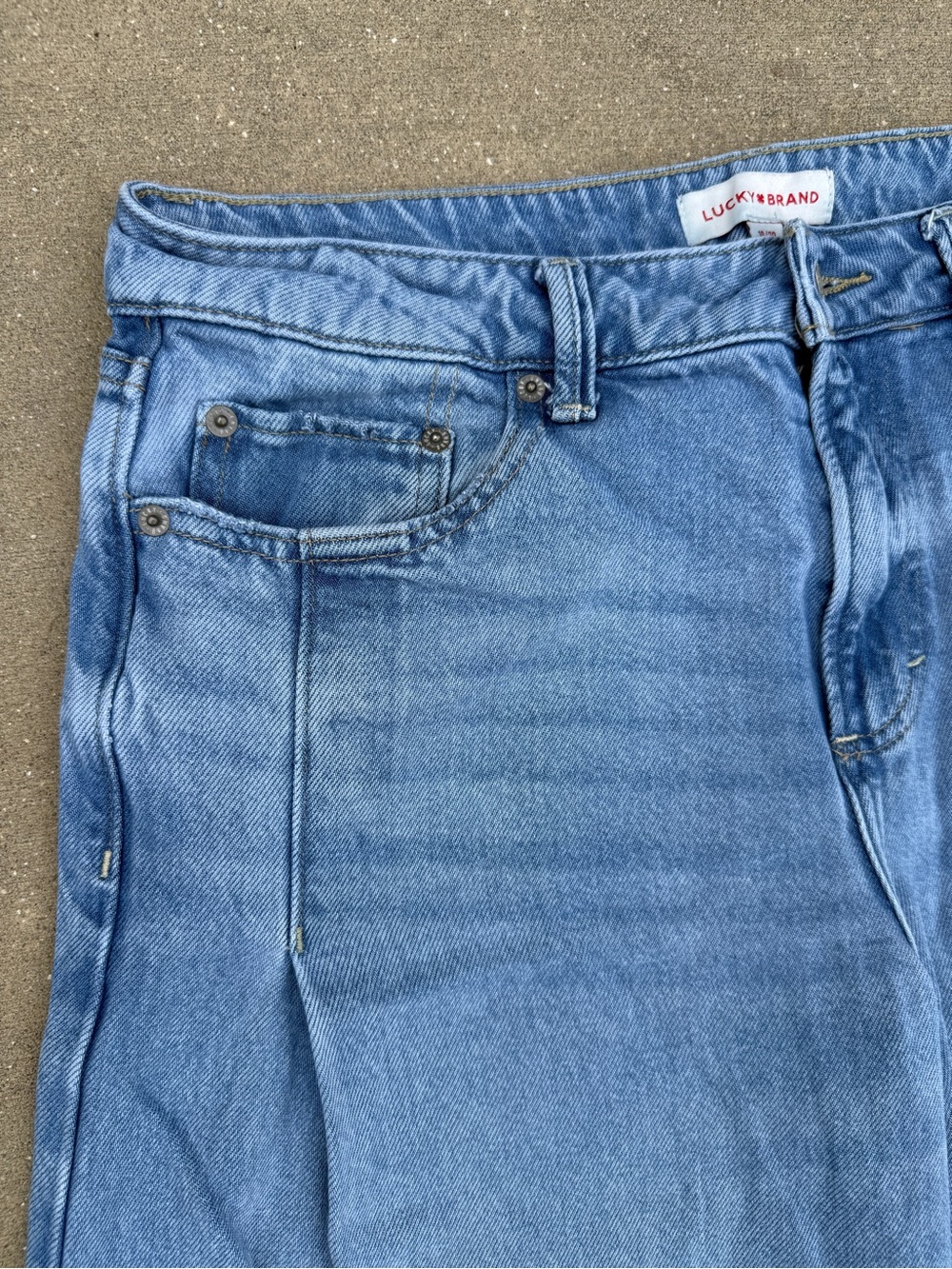 Lucky Brand The Palazzo Wide Leg Jeans Light Wash Tencel Blend Size 10 or 30 - Picture 5 of 15